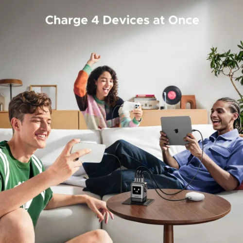 UGREEN Uno 100W GaN charger charging laptop and phone together